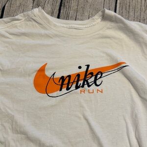 NIKE short sleeve graphic tee. Men’s size M (could fit youth size 16-18)